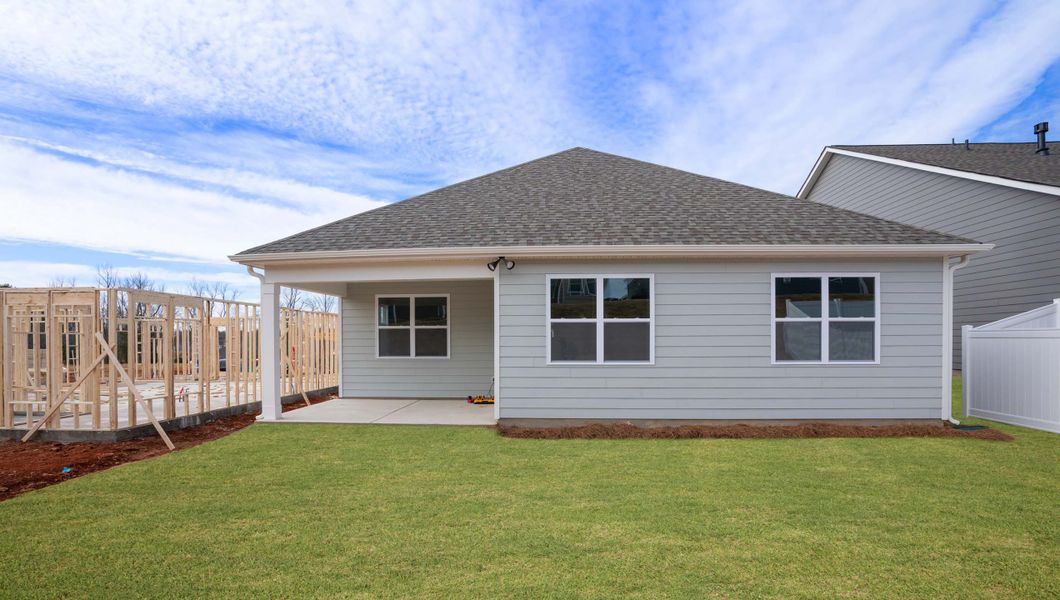 Exterior details and patio area of a home in Cottonwood Ridge, Piedmont (Image 19).