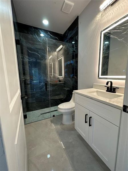 Furnished interior view inside a new home in , Cape Coral (Image 4).