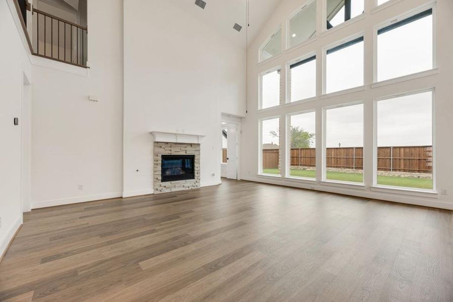 Spacious, unfurnished interior of a new home in Grand Estates of Anna, Anna (Image 21).