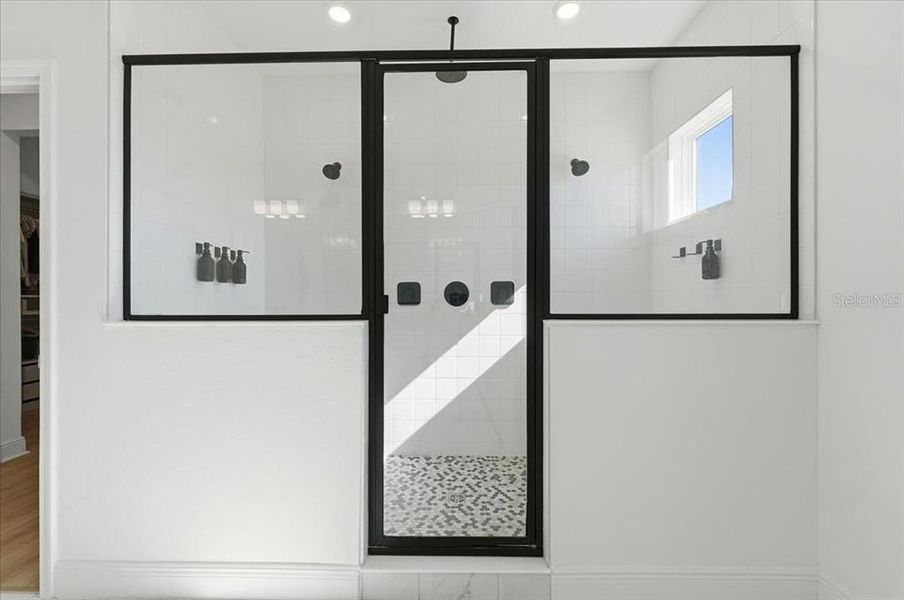 Image 60 of a home in Hills of Minneola.