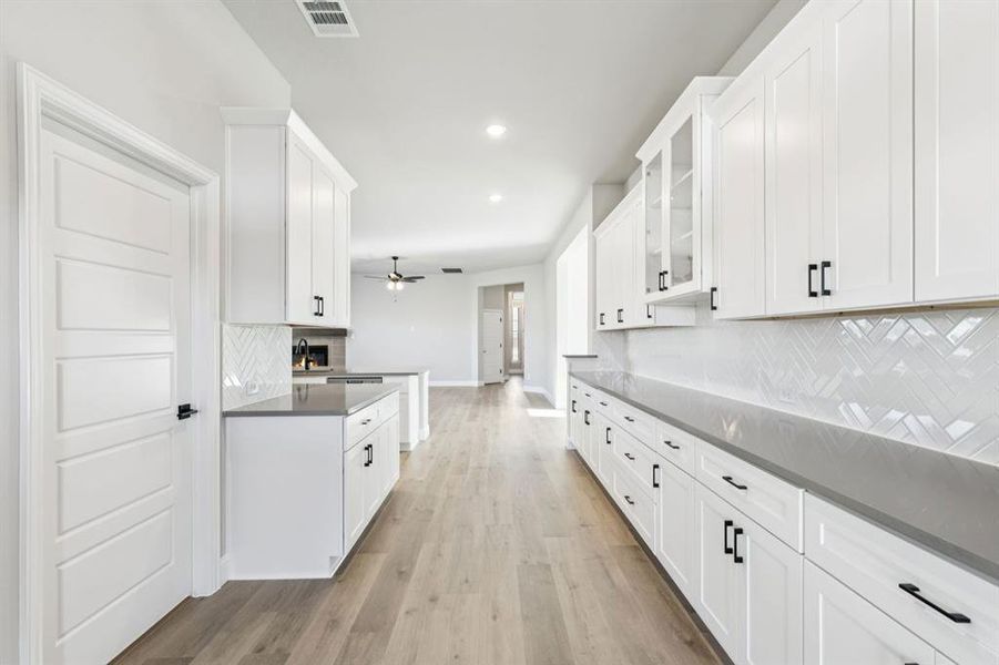 1372 Chisos Way 1372 Chisos Way