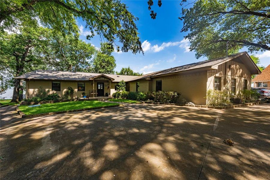 Image 17 of a home in .