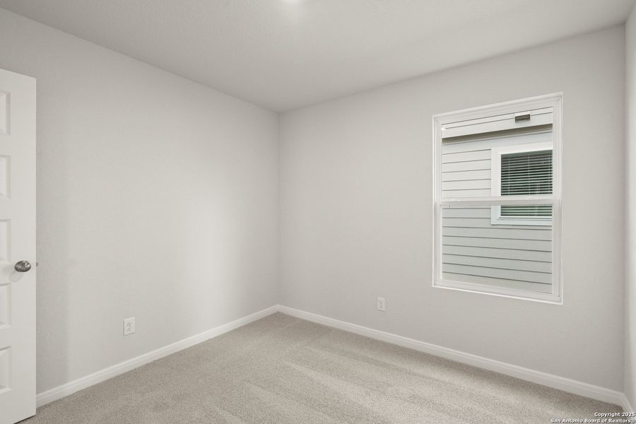 Spacious, unfurnished interior of a new home in Dauer Ranch, New Braunfels (Image 18). Spacious, unfurnished interior of a new home in Dauer Ranch, New Braunfels (Image 18).