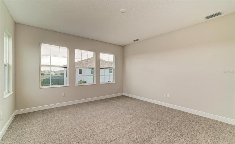Spacious, unfurnished interior of a new home in Crosswind Ranch, Parrish (Image 22).