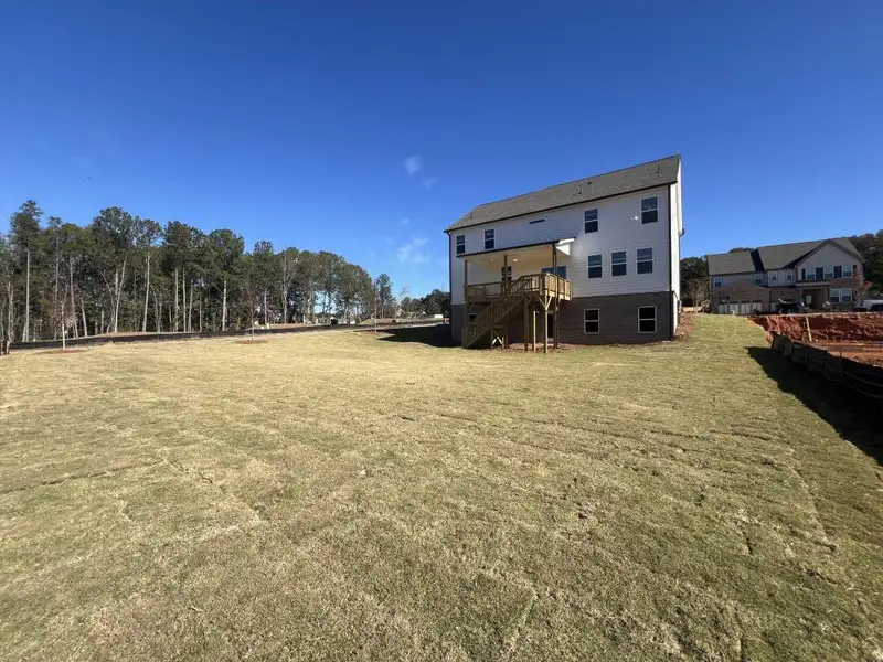 Exterior details and patio area of a home in Willow Creek, Watkinsville (Image 3).