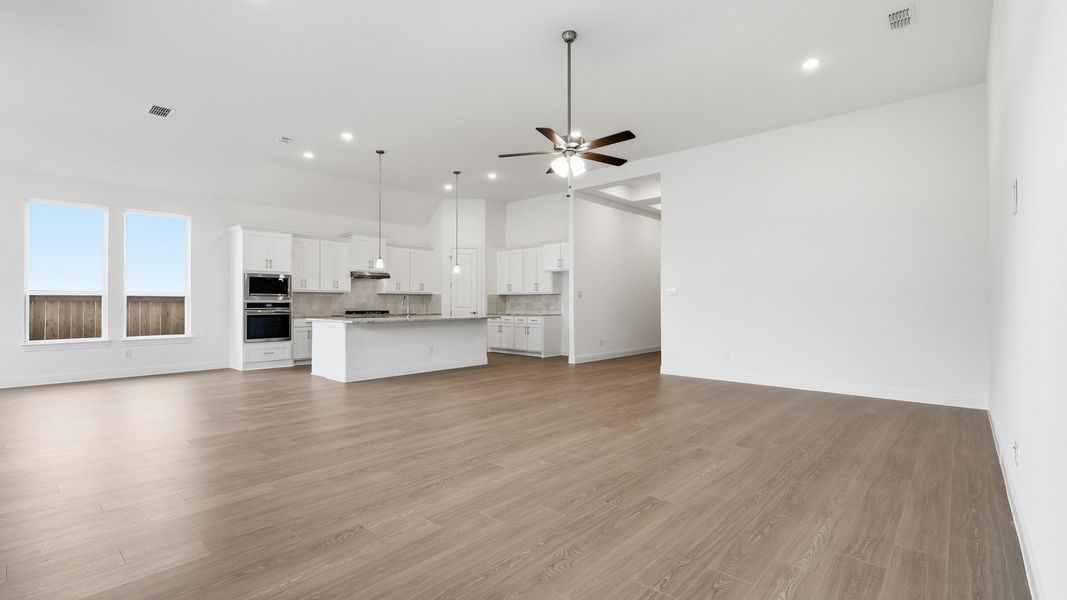 Furnished interior view inside a new home in Rio Vista at Kelly Ranch, Aledo (Image 36).