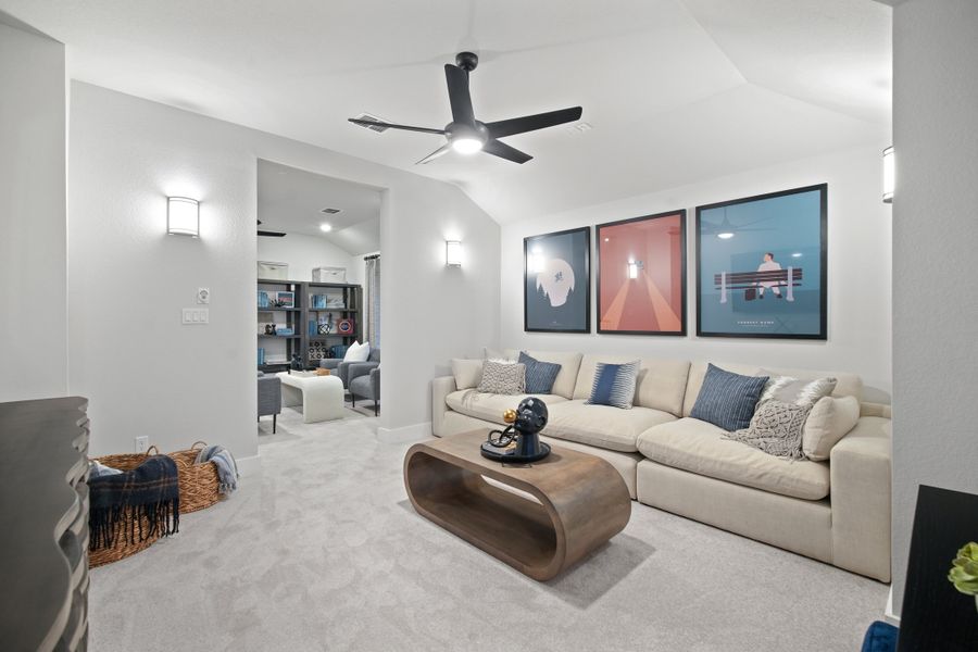 Furnished interior view inside a new home in Provence 50', Austin (Image 67).