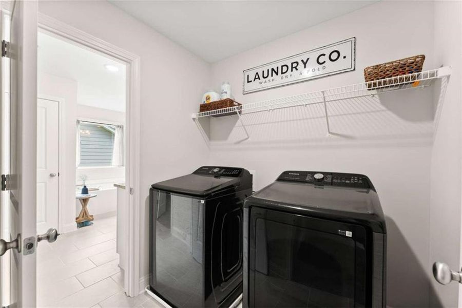 Furnished interior view inside a new home in , Dawsonville (Image 5).