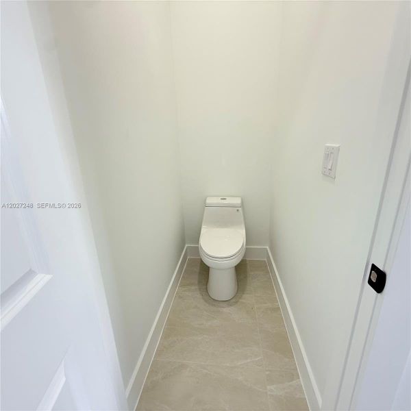 Image 33 of a home in .
