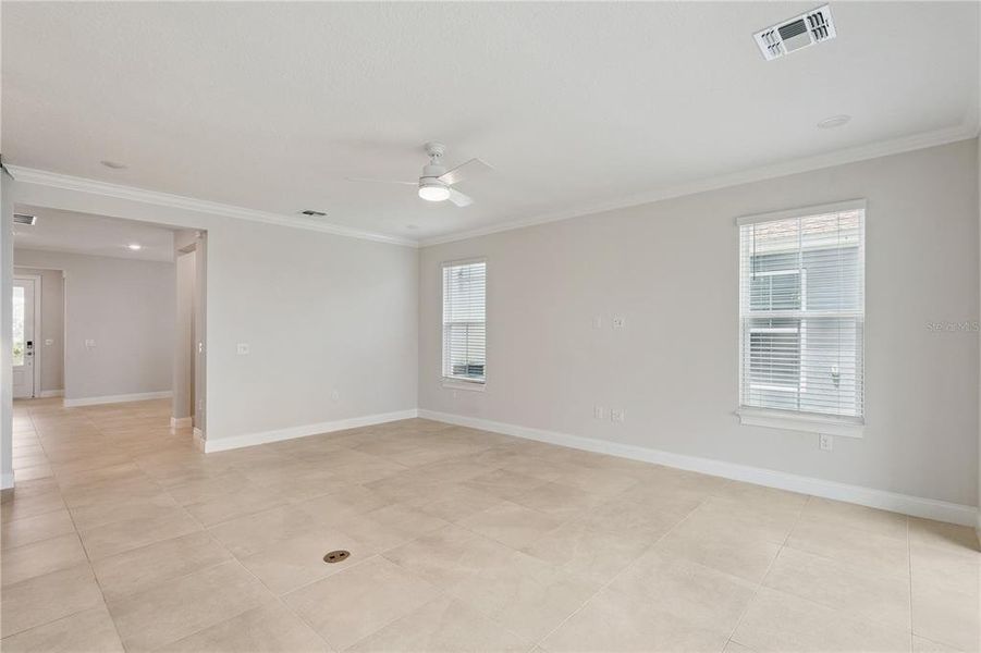 Spacious, unfurnished interior of a new home in Horizon Isle, Winter Garden (Image 27). Spacious, unfurnished interior of a new home in Horizon Isle, Winter Garden (Image 27).