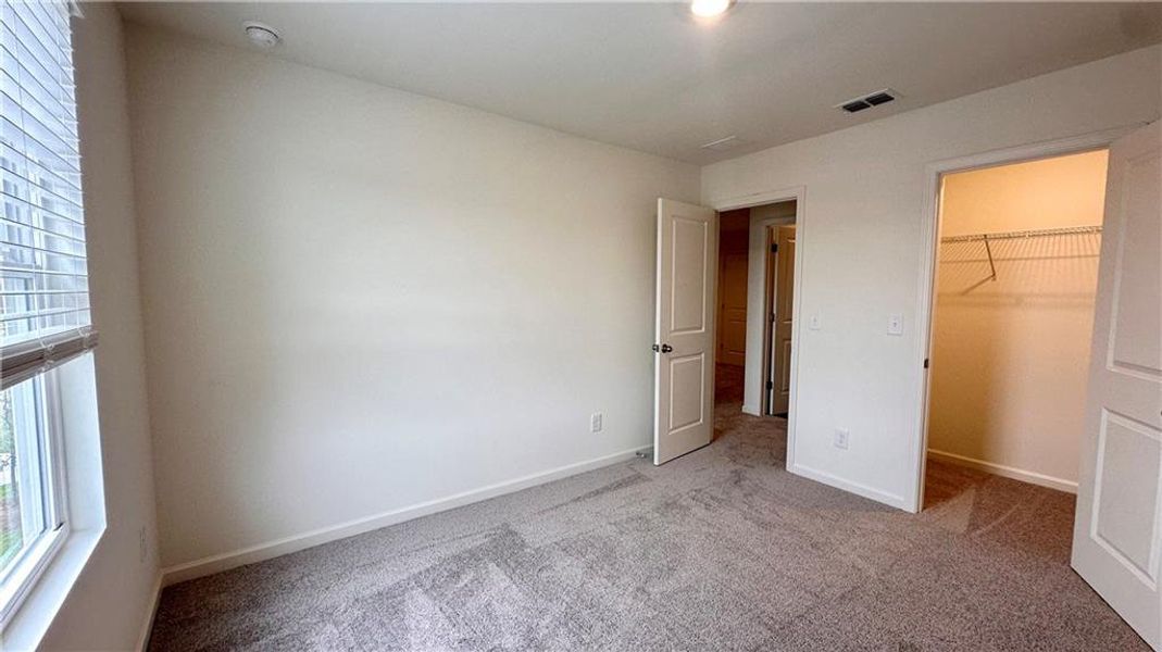 Spacious, unfurnished interior of a new home in Mt. Tabor Ridge, Dallas (Image 16). Spacious, unfurnished interior of a new home in Mt. Tabor Ridge, Dallas (Image 16).
