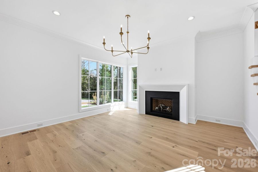 Spacious, unfurnished interior of a new home in , Davidson (Image 17).