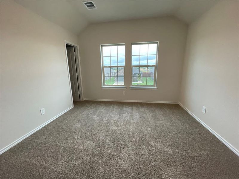 Spacious, unfurnished interior of a new home in Elevon, Lavon (Image 21).