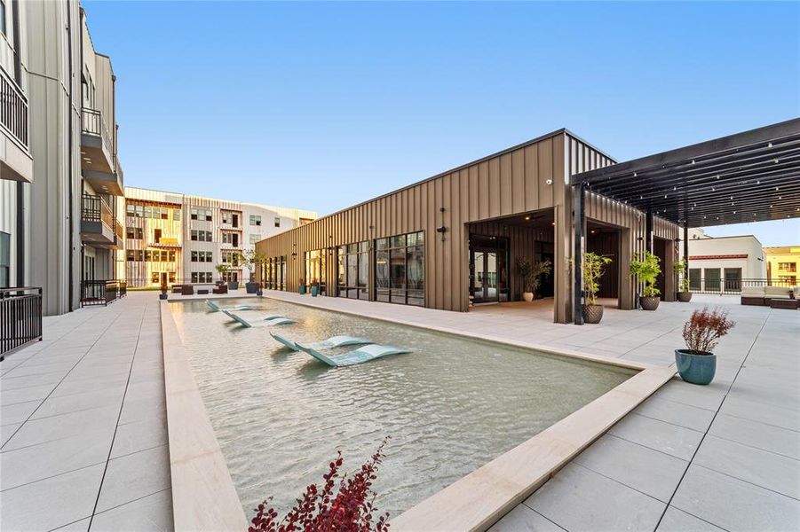 Community amenities in , Dallas (Image 21).