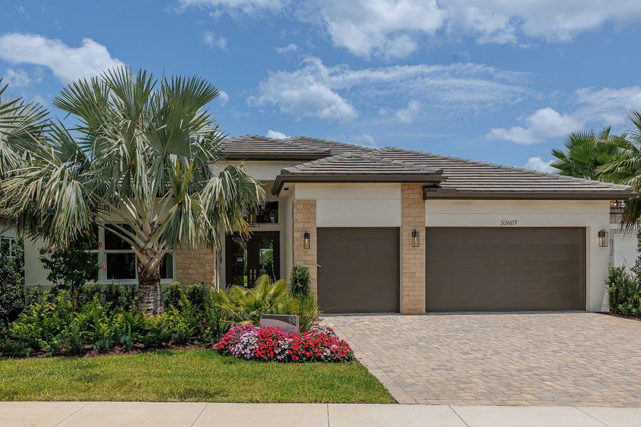 Image 27 representing the Amethyst by GL Homes in Valencia Ridge, Wesley Chapel, FL.