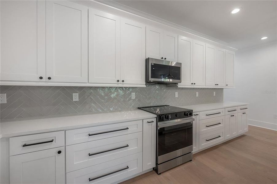 Furnished interior view inside a new home in , Tampa (Image 5).