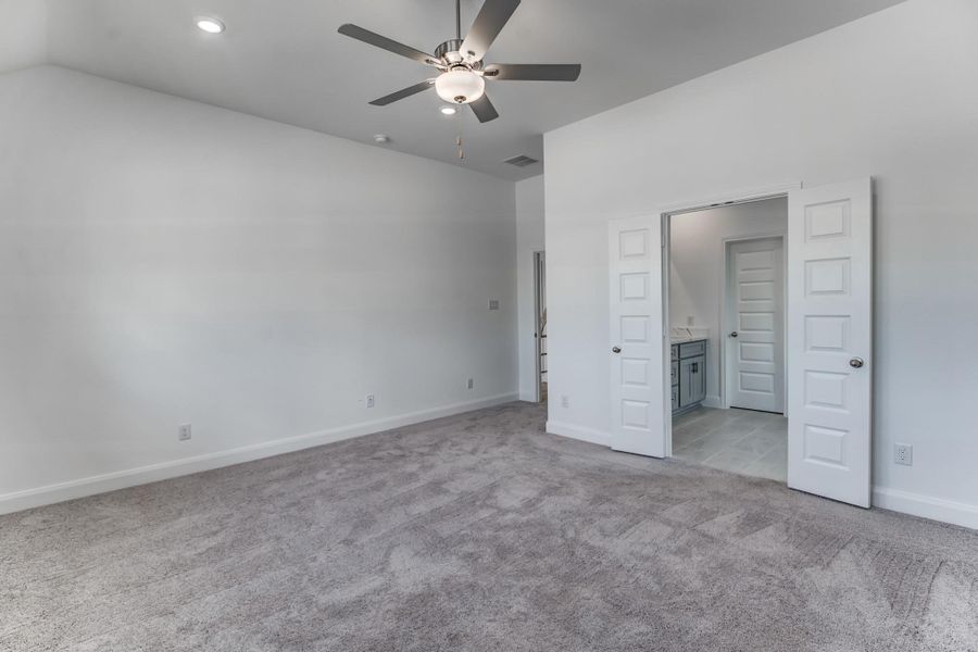 Spacious, unfurnished interior of a new home in Townsen Landing, Humble (Image 23).