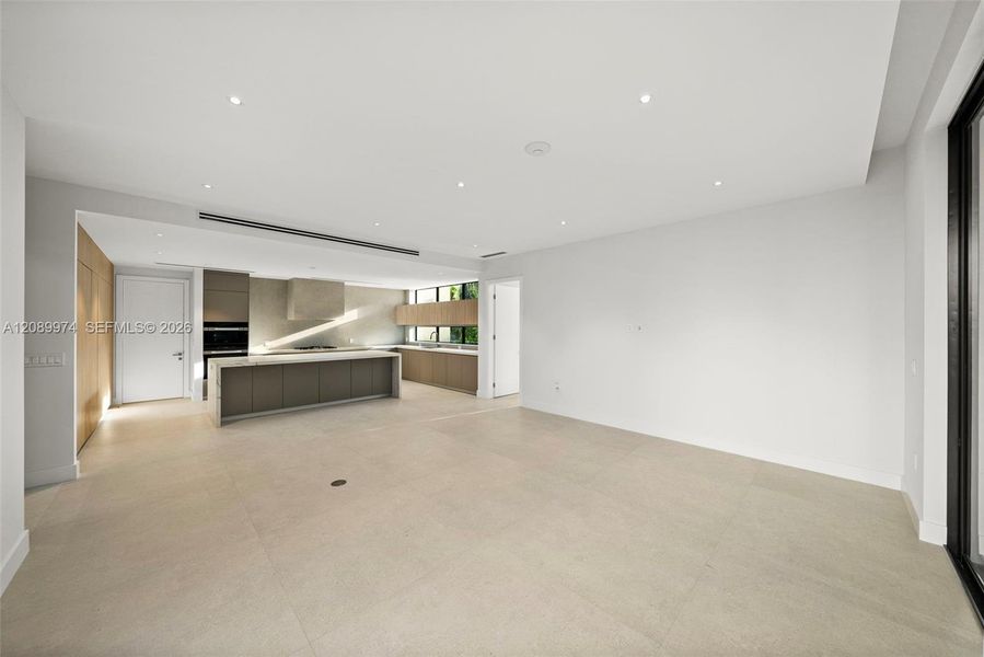 Spacious, unfurnished interior of a new home in , South Miami (Image 23).