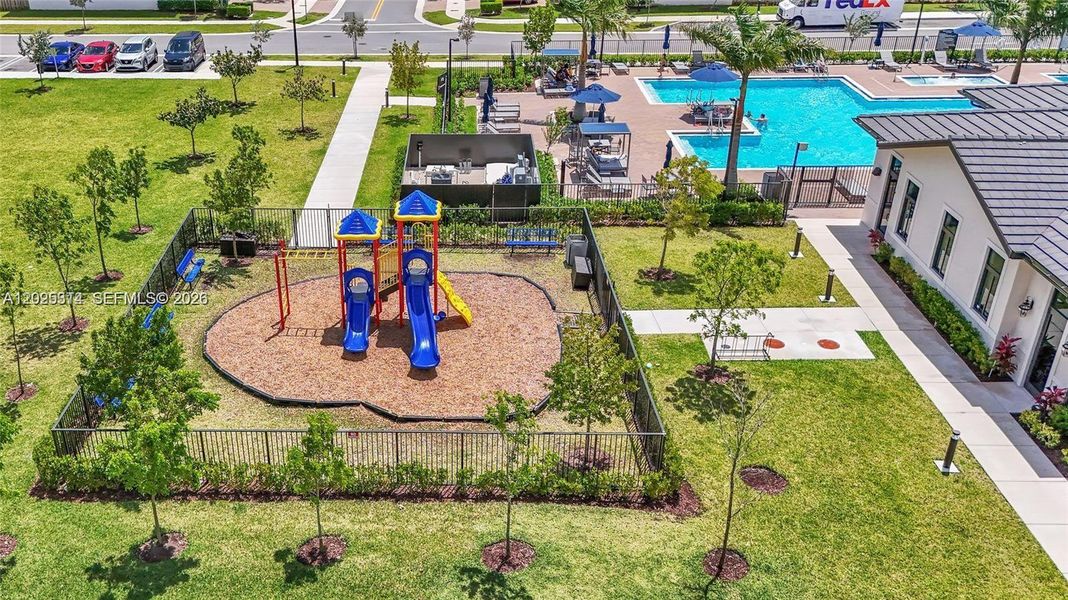 Community amenities in , Miami (Image 19).