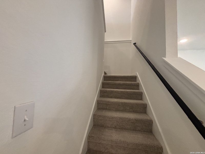 Spacious, unfurnished interior of a new home in Saddlebrook Ranch, Schertz (Image 14).