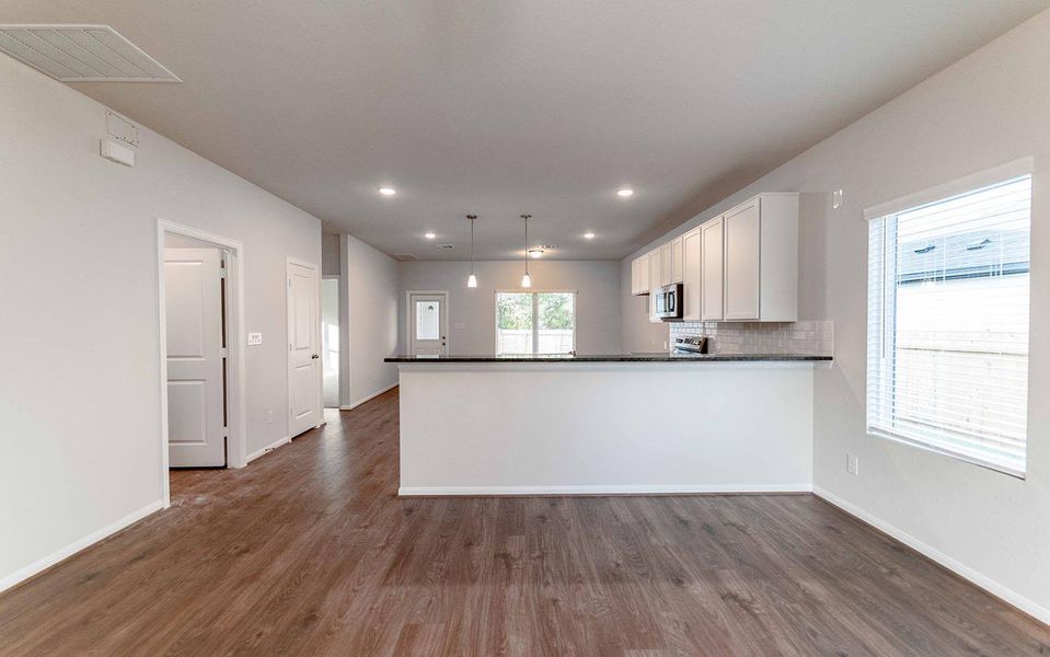 Furnished interior view inside a new home in Sanctuary, Salado (Image 2).