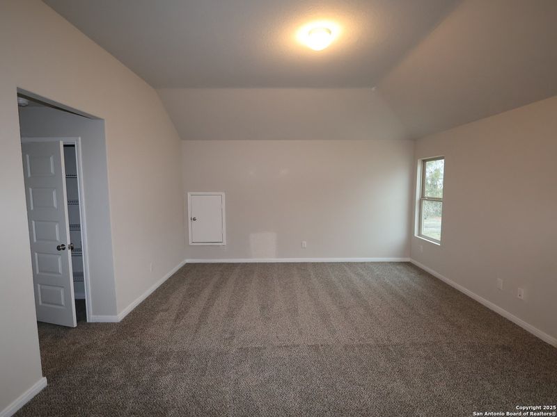 Spacious, unfurnished interior of a new home in Paloma Park, Converse (Image 20). Spacious, unfurnished interior of a new home in Paloma Park, Converse (Image 20).