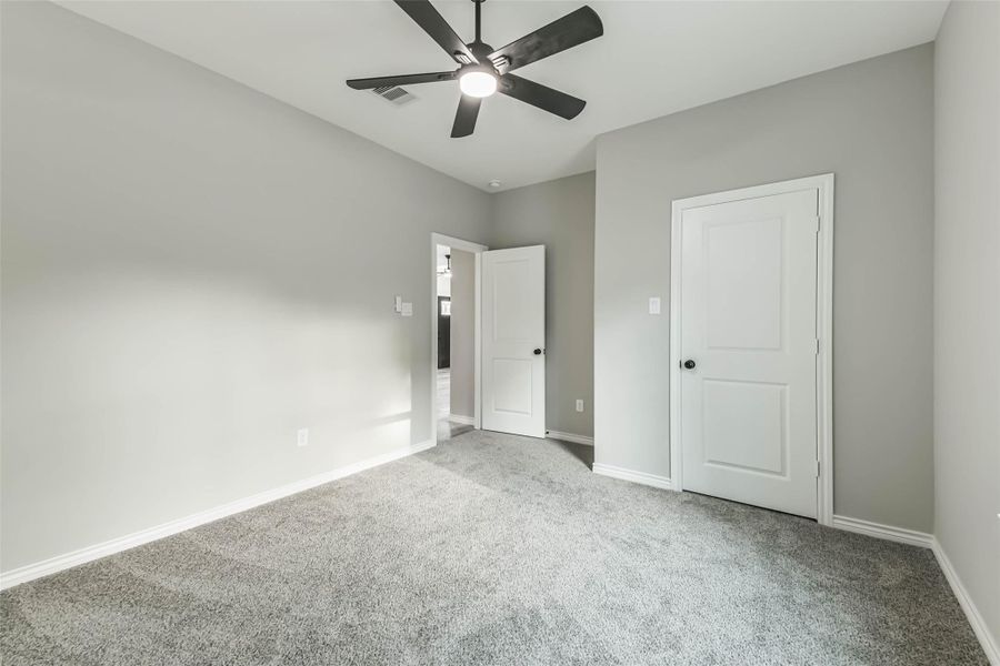 Spacious, unfurnished interior of a new home in , Splendora (Image 20). Spacious, unfurnished interior of a new home in , Splendora (Image 20).
