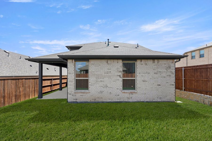 Front exterior of a new home in ValleyBrooke, Mesquite, TX, highlighting curb appeal (Image 27).