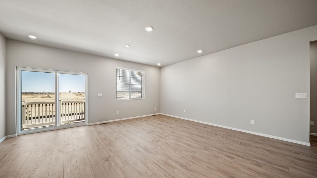 Spacious, unfurnished interior of a new home in Reunion, Commerce City (Image 16). Spacious, unfurnished interior of a new home in Reunion, Commerce City (Image 16).