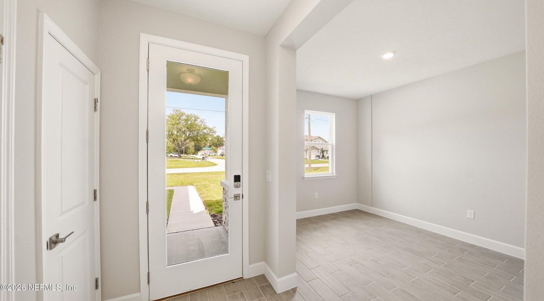 Spacious, unfurnished interior of a new home in , Palm Coast (Image 23).