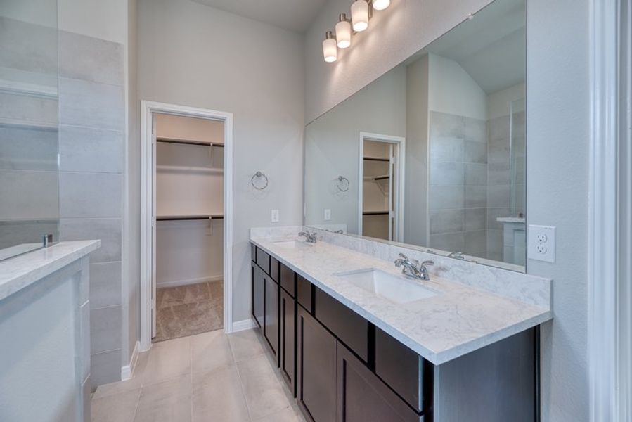 Furnished interior view inside a new home in Aldeana, Bonney (Image 9).
