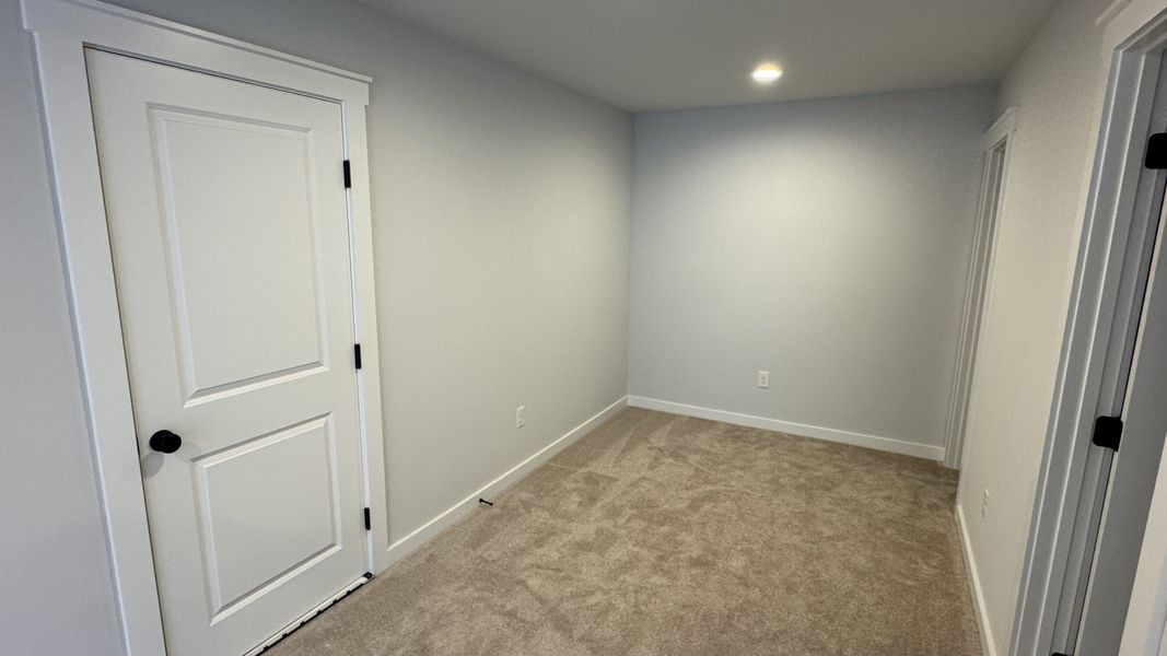 Spacious, unfurnished interior of a new home in The Greens at Legacy Townhomes, Springfield (Image 19).