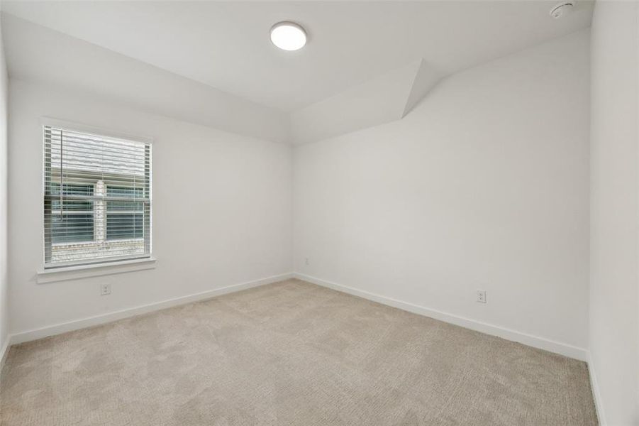 Spacious, unfurnished interior of a new home in Painted Tree, McKinney (Image 25). Spacious, unfurnished interior of a new home in Painted Tree, McKinney (Image 25).