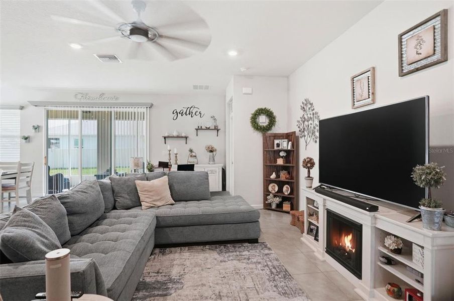Furnished interior view inside a new home in Waterford, Brooksville (Image 31).