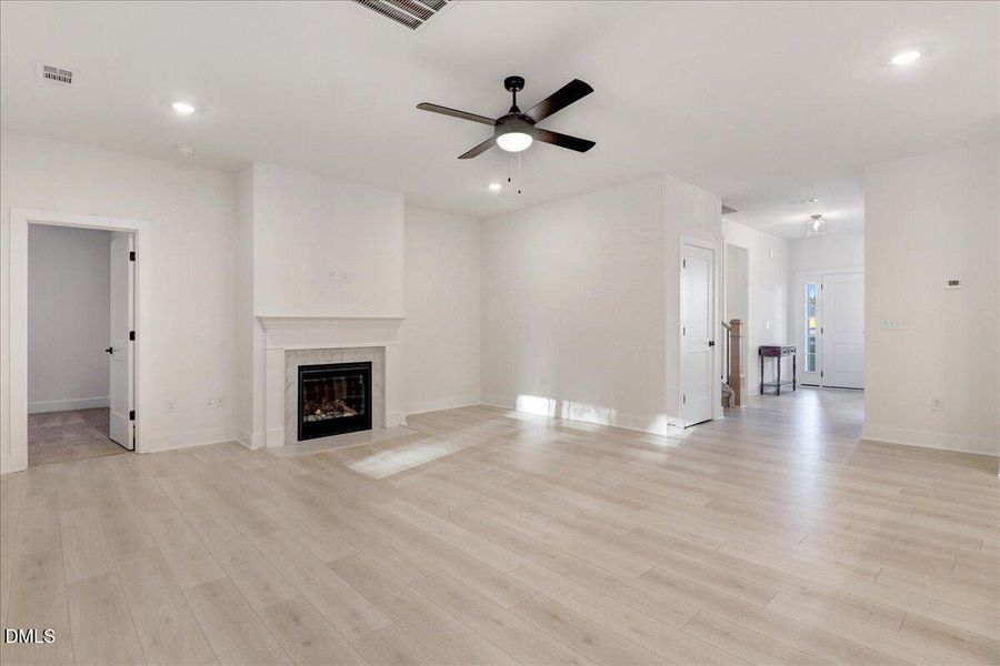 11-105 Oxford Ct-11 11-105 Oxford Ct-11