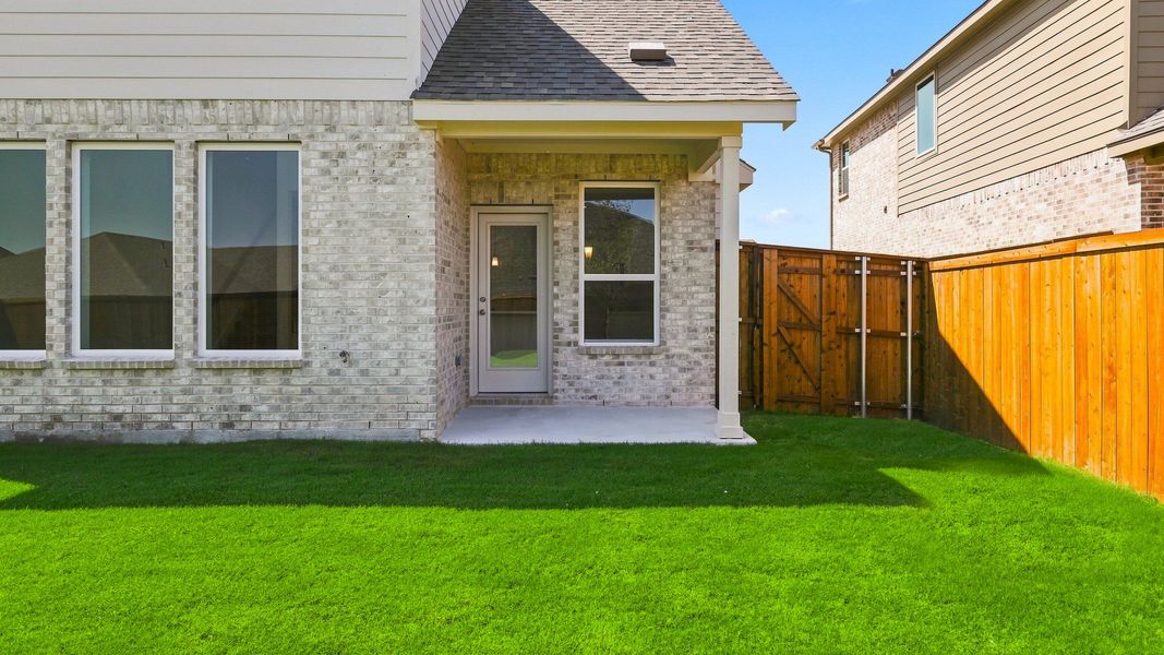 Exterior details and patio area of a home in Anna Ranch, Anna (Image 22).