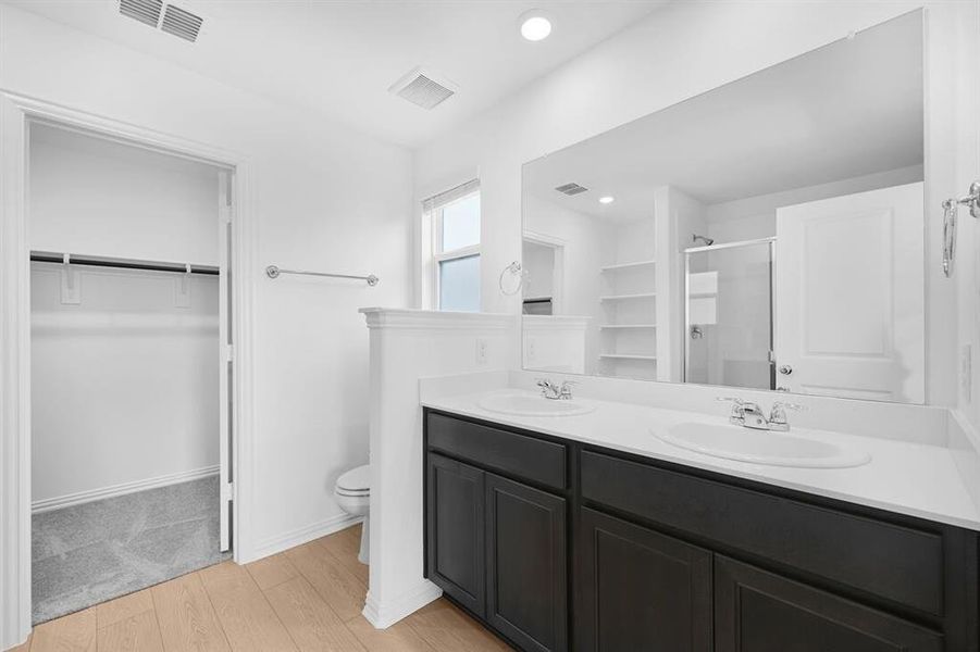 2146 Tule Way ~ Ready Now!