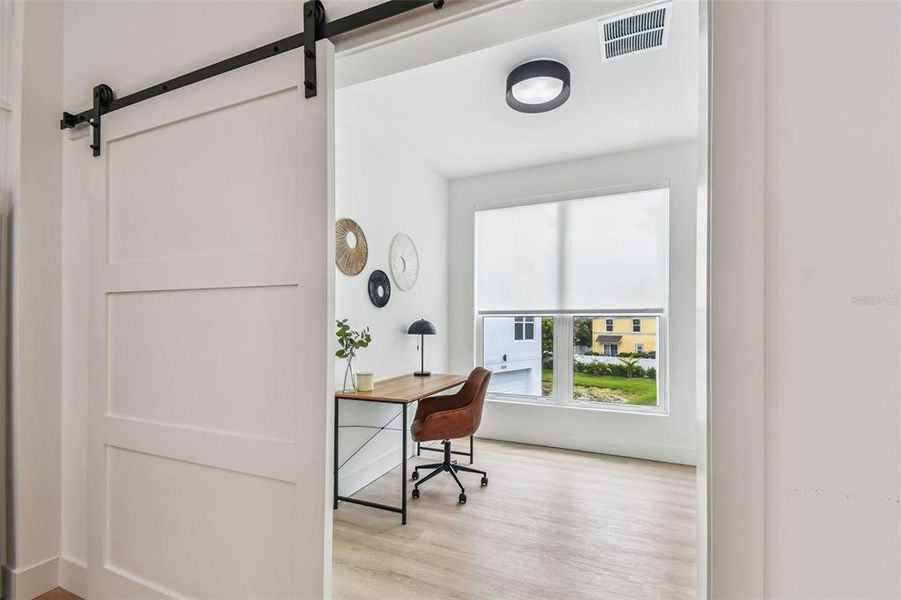 Furnished interior view inside a new home in , St. Petersburg (Image 44). Furnished interior view inside a new home in , St. Petersburg (Image 44).