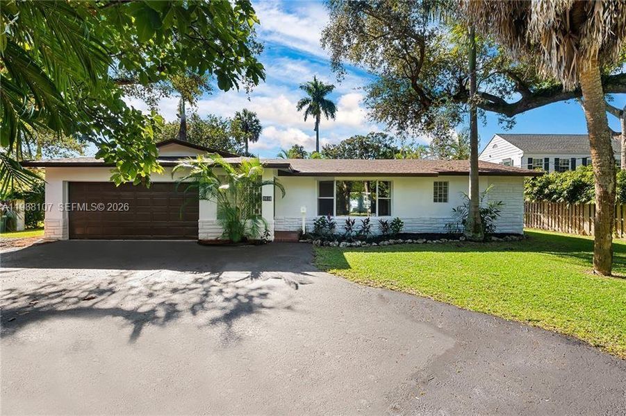 Image 44 of a home in .