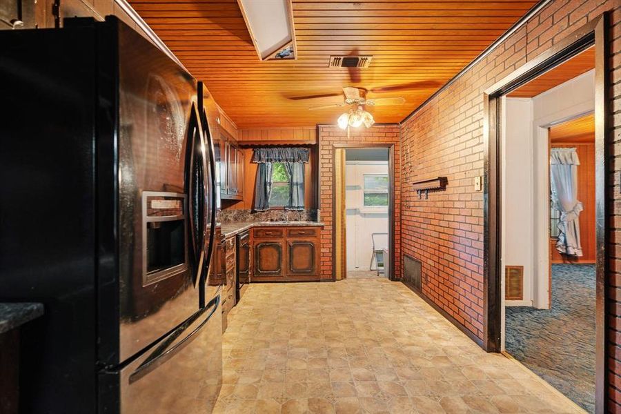 Image 15 of a home in . Image 15 of a home in .