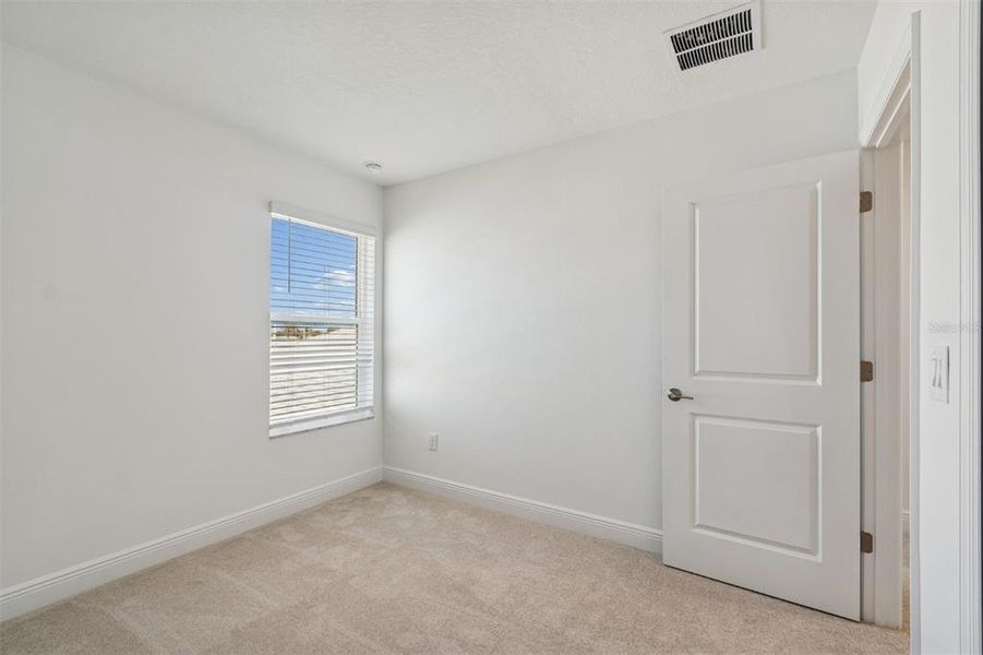 Spacious, unfurnished interior of a new home in SeaFlower, Bradenton (Image 18).