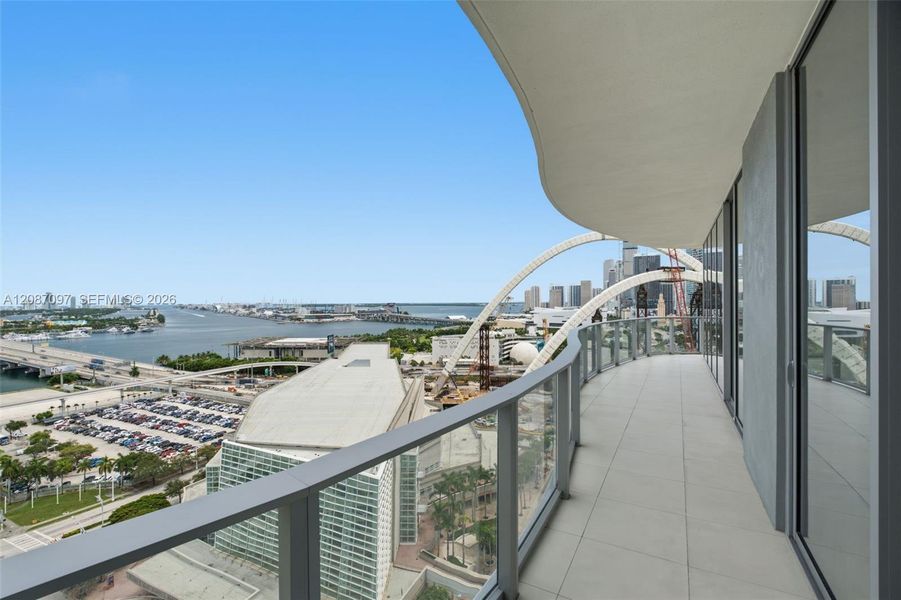 Condo located in Miami, FL showcasing its design and architecture (Image 30). Condo located in Miami, FL showcasing its design and architecture (Image 30).