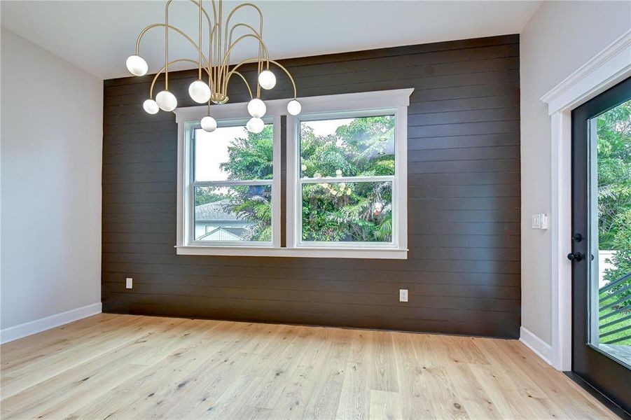 Spacious, unfurnished interior of a new home in , Tampa (Image 22).