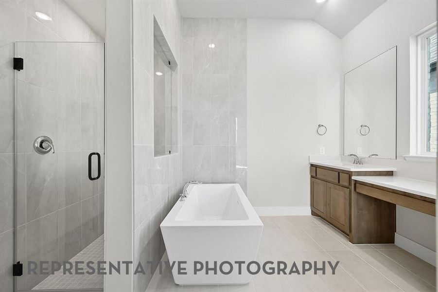 Furnished interior view inside a new home in Canyon Creek Estates, Sherman (Image 11).