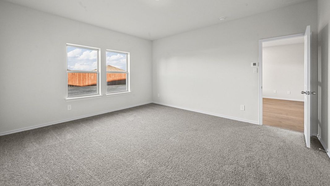Representative unfurnished interior of a home built from the Perry by D.R. Horton in Bel Air Village, Sherman (Image 12).