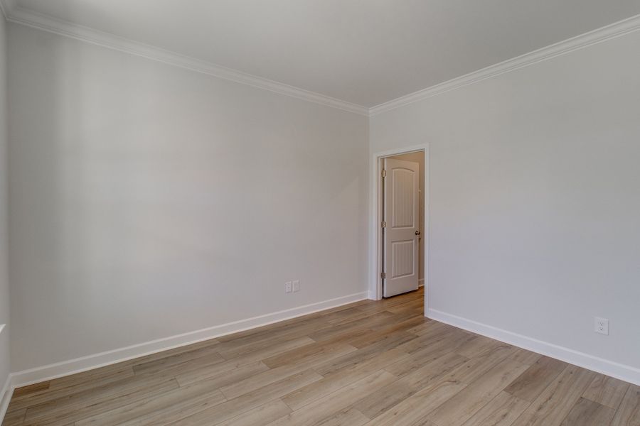Spacious, unfurnished interior of a new home in Pebble Branch, Chapin (Image 16). Spacious, unfurnished interior of a new home in Pebble Branch, Chapin (Image 16).