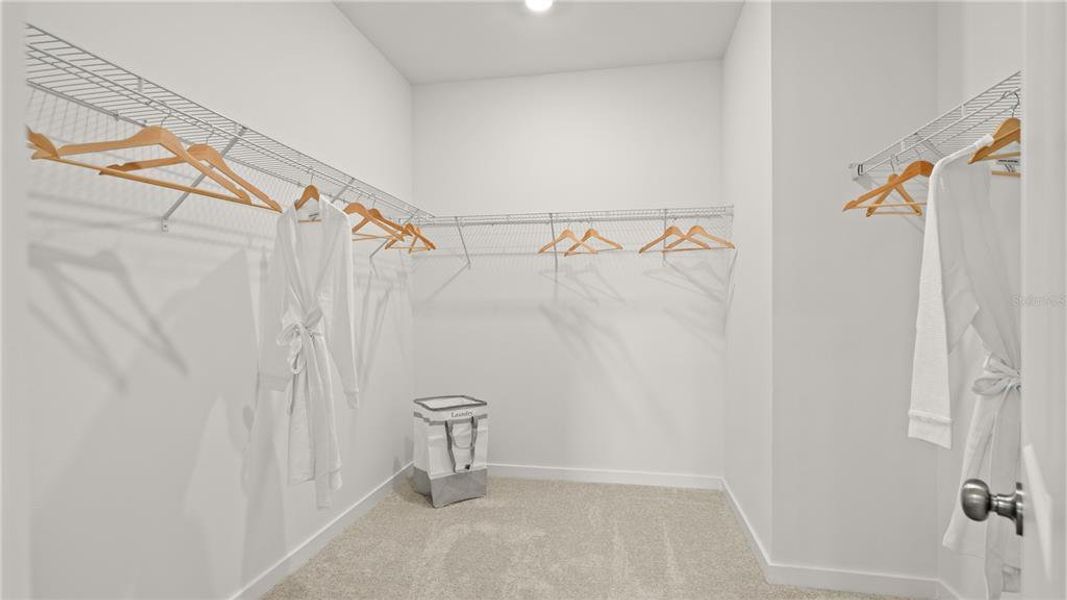 Spacious, unfurnished interior of a new home in , St. Cloud (Image 15).