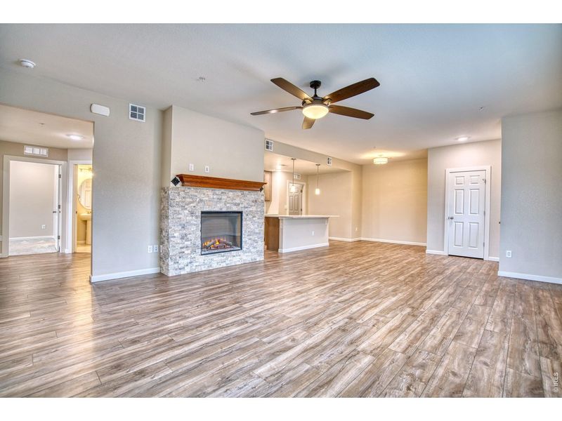 Spacious, unfurnished interior of a new home in , Longmont (Image 22).