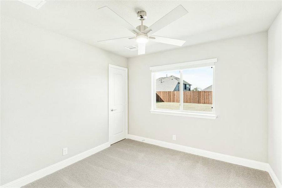 Spacious, unfurnished interior of a new home in Hampton Park, Glenn Heights (Image 25).