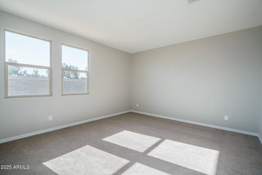 13) PRIMARY BEDROOM 13) PRIMARY BEDROOM